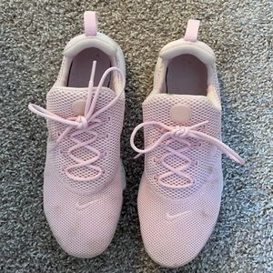 Women’s Nike Tennis Shoes in baby pink